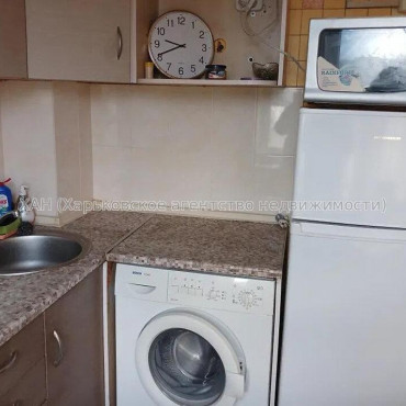 Продам квартиру, Салтовское шоссе , 1  ком., 33 м², косметический ремонт 