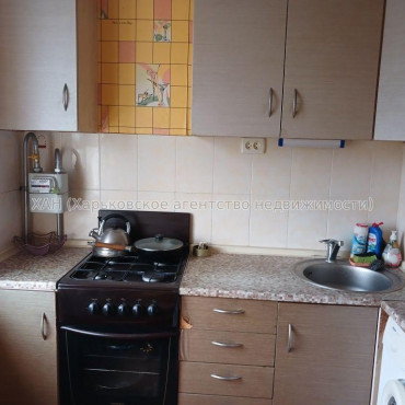 Продам квартиру, Салтовское шоссе , 1 кім., 33 м², косметический ремонт 