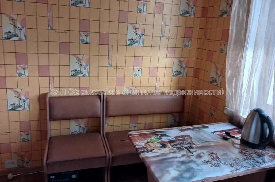 Продам квартиру, Салтовское шоссе , 1  ком., 33 м², косметический ремонт 