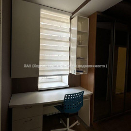 Продам квартиру, Кацарская ул. , 2  ком., 54.90 м², косметический ремонт