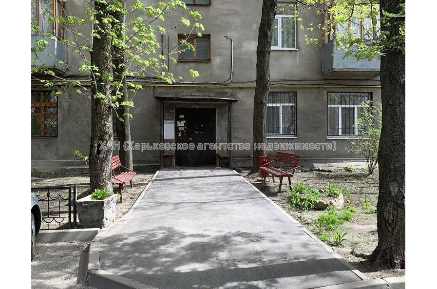 Продам квартиру, Кацарская ул. , 2  ком., 54.90 м², косметический ремонт 