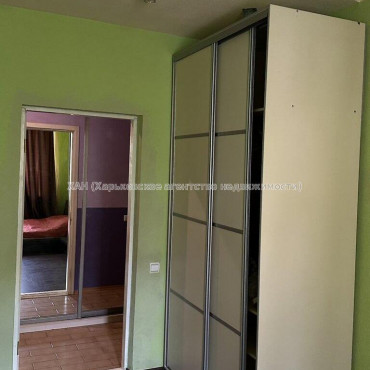 Продам квартиру, Кацарская ул. , 2  ком., 54.90 м², косметический ремонт 