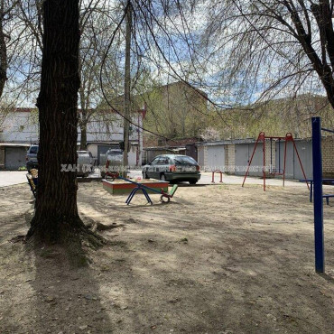 Продам квартиру, Кацарская ул. , 2  ком., 54.90 м², косметический ремонт 