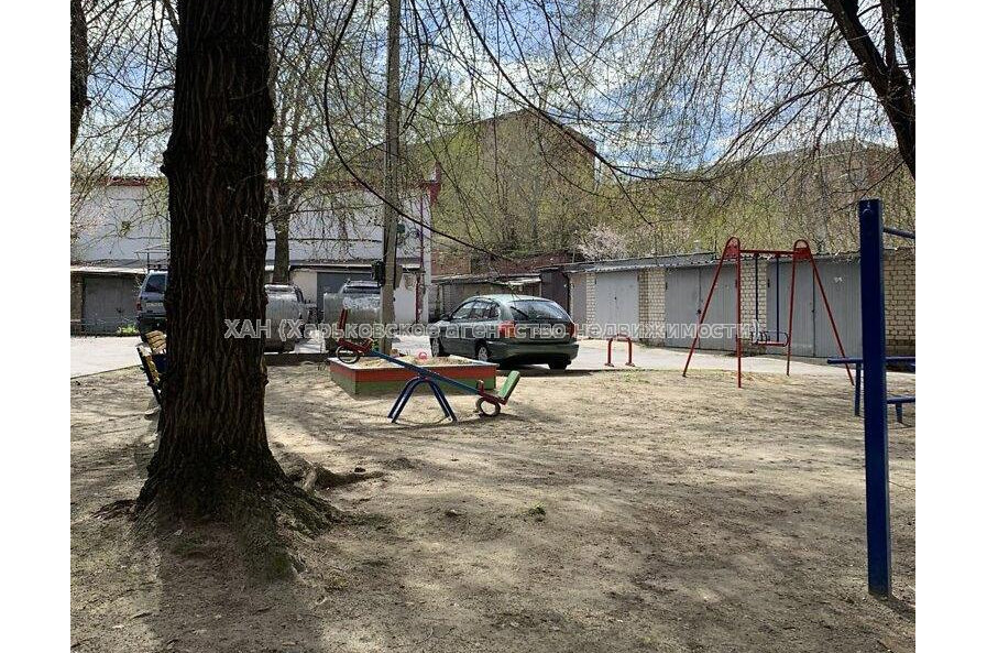 Продам квартиру, Кацарская ул. , 2  ком., 54.90 м², косметический ремонт 