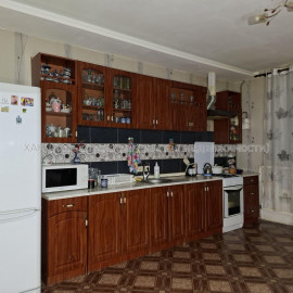 Продам квартиру, Академика Павлова ул. , 3  ком., 118.50 м², частичный ремонт