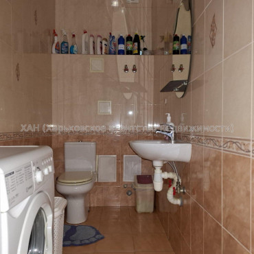 Продам квартиру, Академика Павлова ул. , 3  ком., 118.50 м², частичный ремонт 