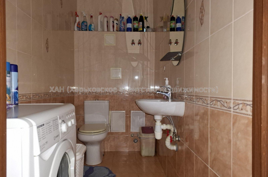 Продам квартиру, Академика Павлова ул. , 3  ком., 118.50 м², частичный ремонт 