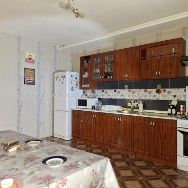 Продам квартиру, Академика Павлова ул. , 3  ком., 118.50 м², частичный ремонт 