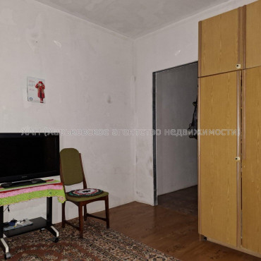 Продам квартиру, Академика Павлова ул. , 3  ком., 118.50 м², частичный ремонт 