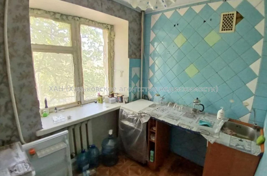Продам квартиру, Клочковская ул. , 186Б , 2 кім., 48 м², советский ремонт 