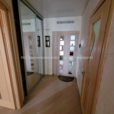 Продам квартиру, Шатиловская ул. , 5 , 1  ком., 37 м², капитальный ремонт 