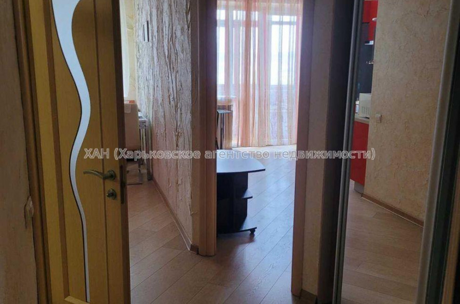 Продам квартиру, Шатиловская ул. , 5 , 1  ком., 37 м², капитальный ремонт 