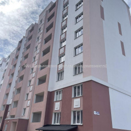 Продам квартиру, Шевченковский пер. , 1 кім., 54 м², без внутренних работ