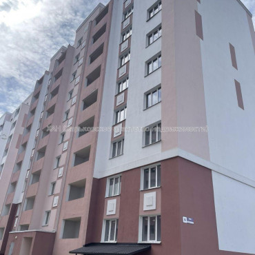 Продам квартиру, Шевченковский пер. , 1 кім., 54 м², без внутренних работ 