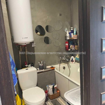 Продам квартиру, Жасминовый б-р , 2 кім., 43.60 м², косметический ремонт 