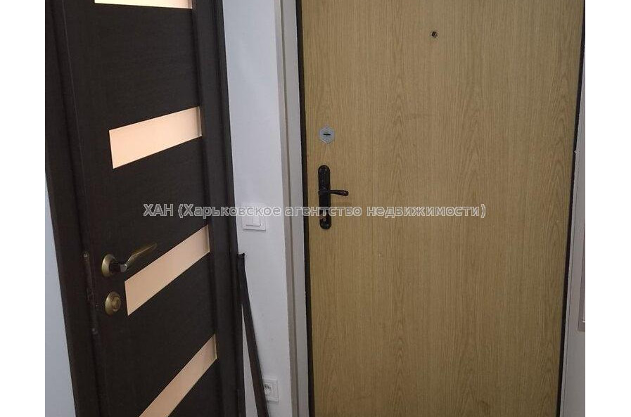 Продам квартиру, Победы просп. , 3  ком., 65.20 м², капитальный ремонт 
