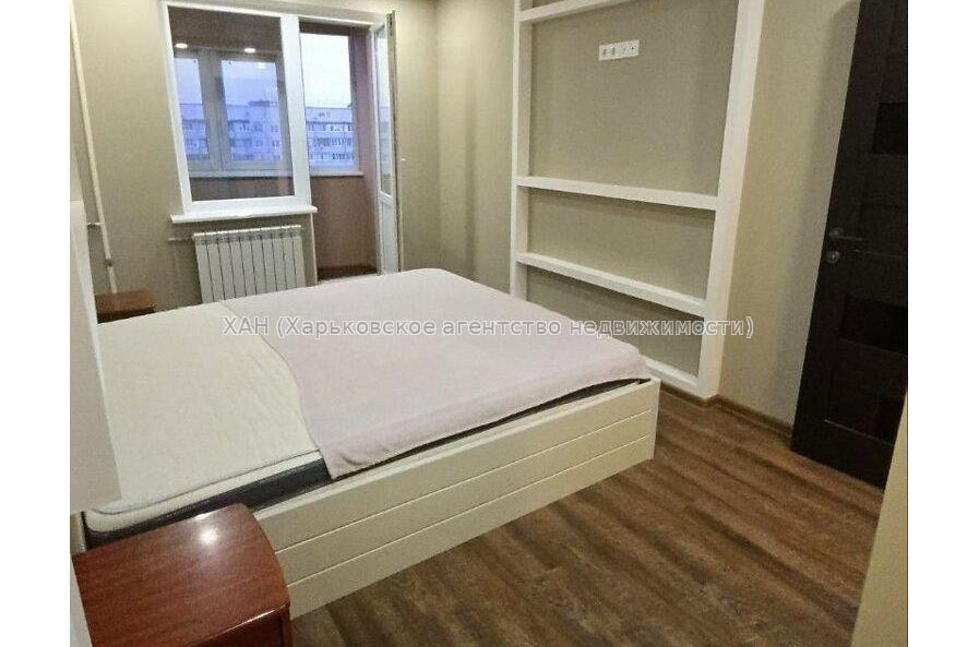 Продам квартиру, Победы просп. , 3  ком., 65.20 м², капитальный ремонт 