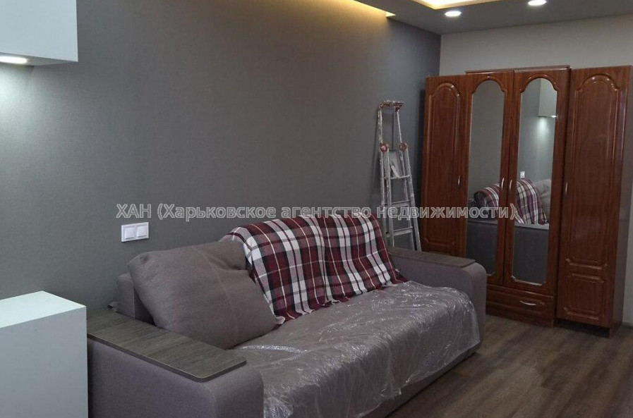 Продам квартиру, Победы просп. , 3  ком., 65.20 м², капитальный ремонт 