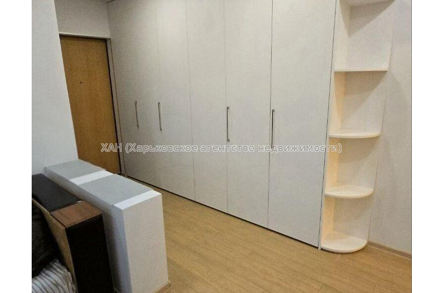 Продам квартиру, Победы просп. , 3  ком., 65.20 м², капитальный ремонт 