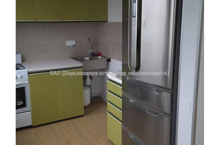 Продам квартиру, Победы просп. , 3  ком., 65.20 м², капитальный ремонт 