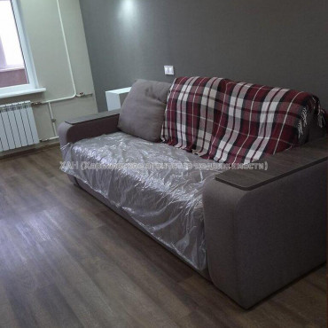 Продам квартиру, Победы просп. , 3  ком., 65.20 м², капитальный ремонт 