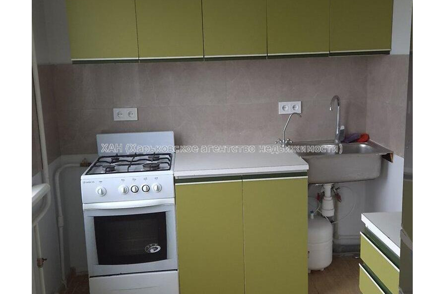 Продам квартиру, Победы просп. , 3  ком., 65.20 м², капитальный ремонт 