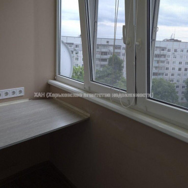 Продам квартиру, Победы просп. , 3  ком., 65.20 м², капитальный ремонт 