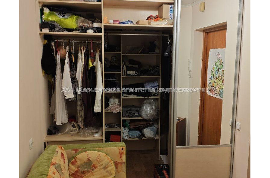 Продам квартиру, Залесская ул. , 2 кім., 55.60 м², советский ремонт 
