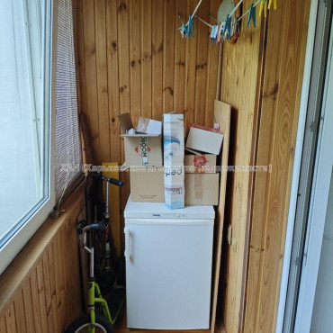 Продам квартиру, Залесская ул. , 2 кім., 55.60 м², советский ремонт 