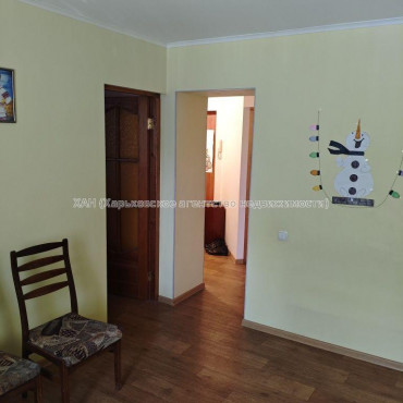 Продам квартиру, Залесская ул. , 2 кім., 55.60 м², советский ремонт 