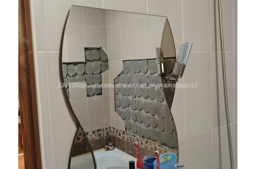 Продам квартиру, Залесская ул. , 2 кім., 55.60 м², советский ремонт 
