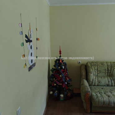 Продам квартиру, Залесская ул. , 2 кім., 55.60 м², советский ремонт 
