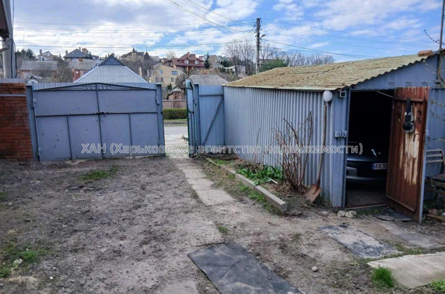 Продам будинок, Максима Рыльского ул. , 90 м², 7 соток, советский ремонт 