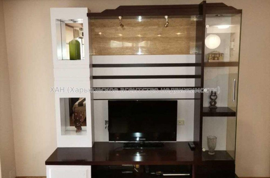 Продам квартиру, 23 Августа ул. , 3 кім., 114 м², авторский дизайн 