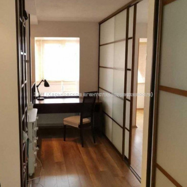 Продам квартиру, 23 Августа ул. , 3 кім., 114 м², авторский дизайн 