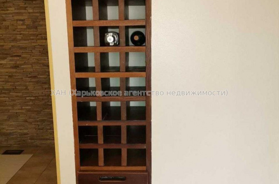 Продам квартиру, 23 Августа ул. , 3 кім., 114 м², авторский дизайн 