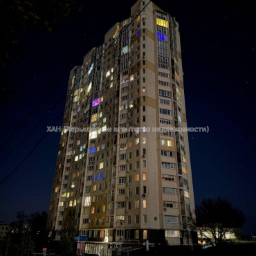 Продам квартиру, Юбилейный просп. , 3  ком., 105.40 м², евроремонт 