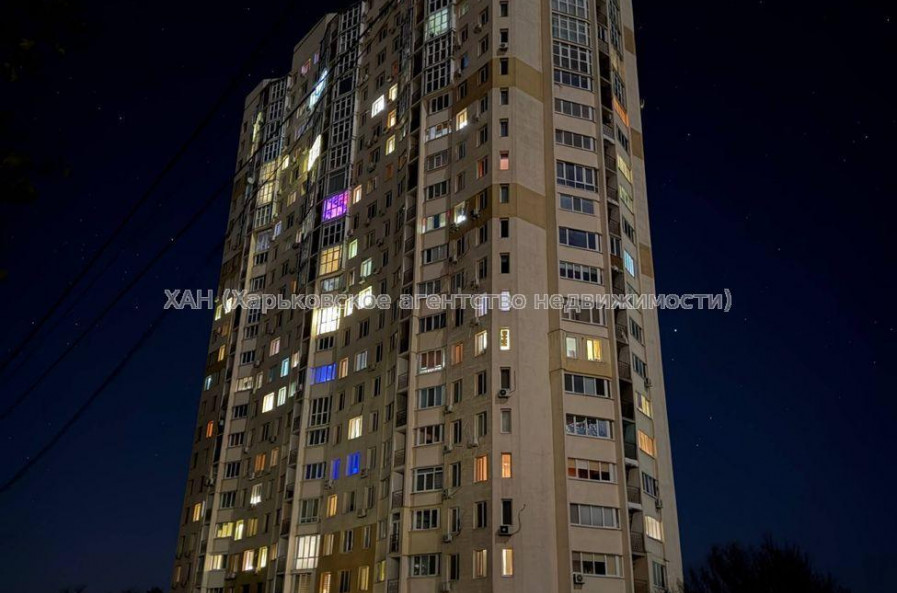Продам квартиру, Юбилейный просп. , 3  ком., 105.40 м², евроремонт 