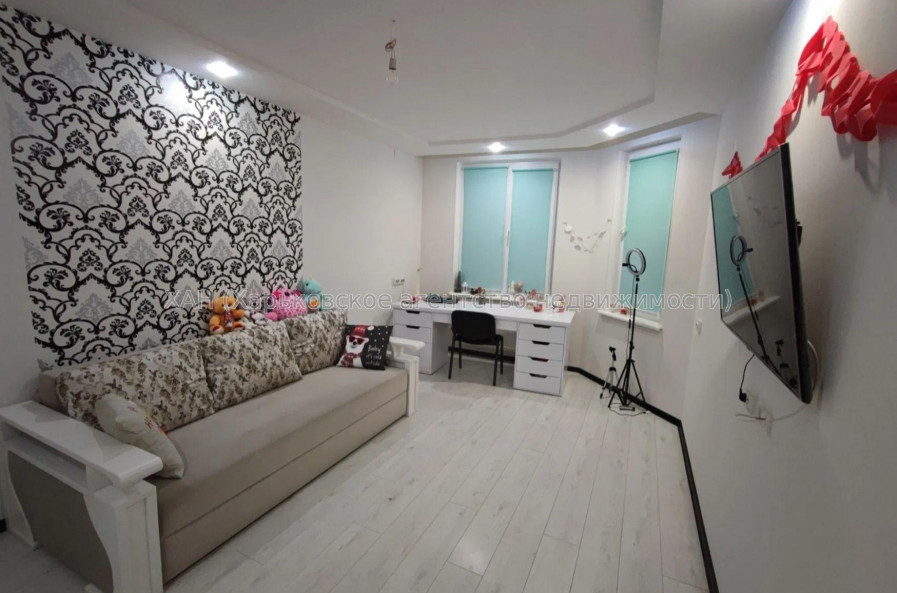 Продам квартиру, Юбилейный просп. , 3  ком., 105.40 м², евроремонт 