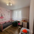 Продам квартиру, Мира ул. , 3 кім., 74 м², евроремонт 