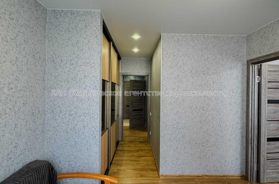 Продам квартиру, Мира ул. , 3 кім., 74 м², евроремонт 