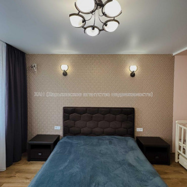 Продам квартиру, Мира ул. , 3 кім., 74 м², евроремонт 