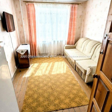 Продам квартиру, 23 Августа пер. , 1 кім., 12 м², косметический ремонт 