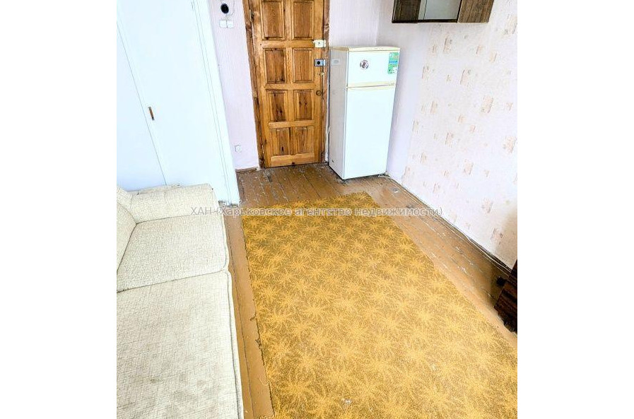 Продам квартиру, 23 Августа пер. , 1 кім., 12 м², косметический ремонт 
