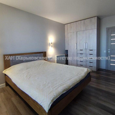 Продам квартиру, Каденюка ул. , 3  ком., 66.60 м², без отделочных работ 