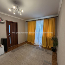 Продам квартиру, Каденюка ул. , 2 кім., 46 м², евроремонт