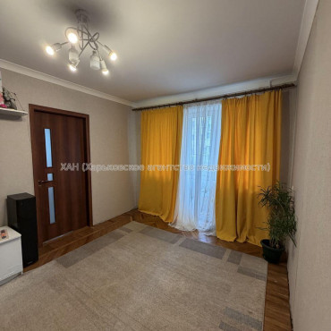 Продам квартиру, Каденюка ул. , 2  ком., 46 м², евроремонт 