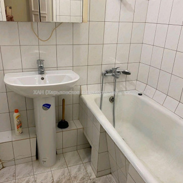 Сдам квартиру, Светлая ул. , 43 , 2  ком., 45 м², косметический ремонт 