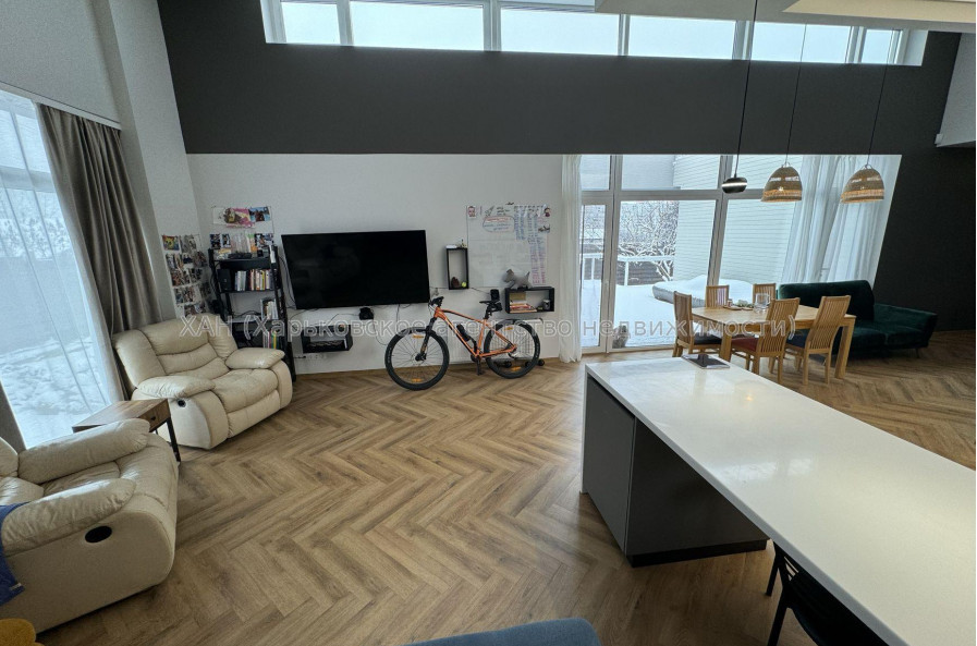 Продам дом, Науки просп. , 125 м², 6.50 сот., евроремонт 