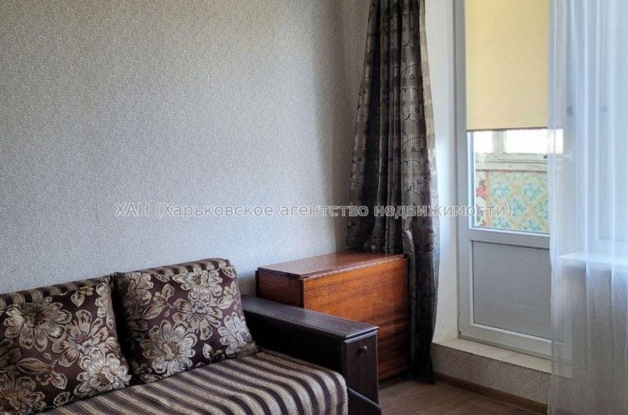 Продам квартиру, Молочная ул. , 1  ком., 27 м², советский ремонт 